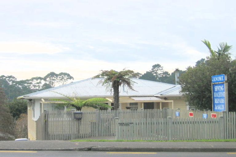 Photo of property in 155 Don Buck Road, Massey, Auckland, 0614