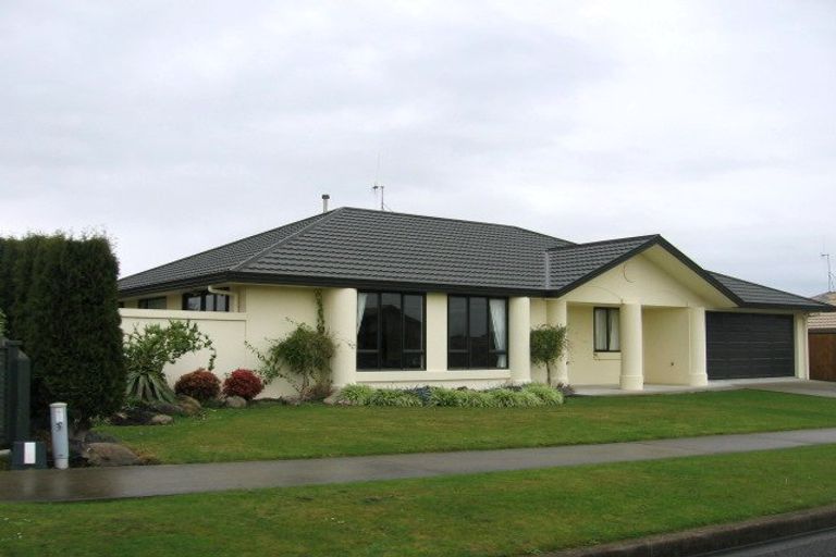 Photo of property in 115 Parnell Heights, Kelvin Grove, Palmerston North, 4414
