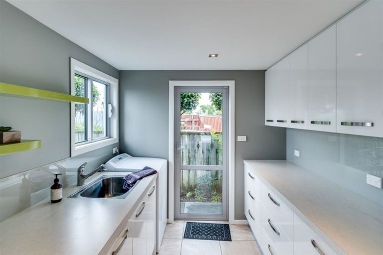 Photo of property in 6 Nott Street, Westshore, Napier, 4110