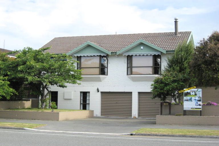 Photo of property in 209 Maidstone Road, Avonhead, Christchurch, 8042