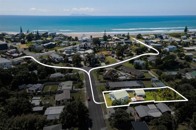Photo of property in 6 Otto Road, Waihi Beach, 3611