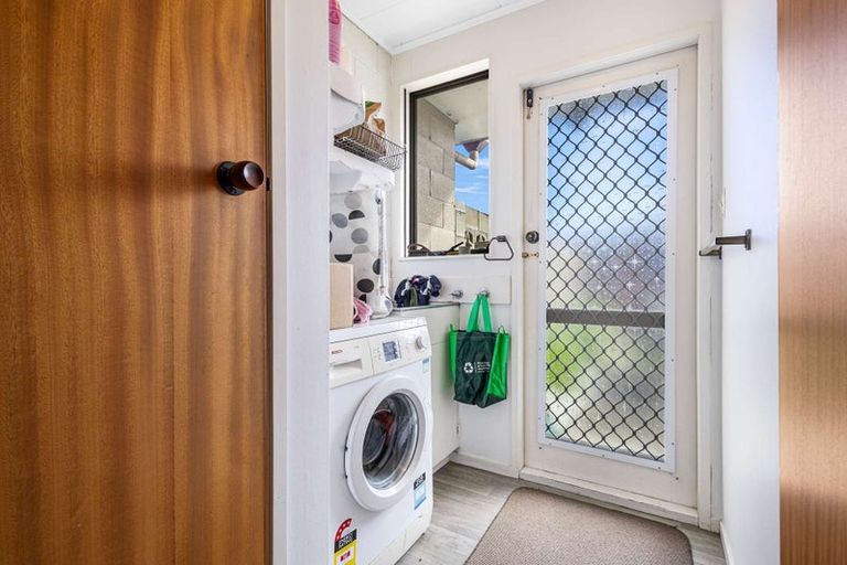 Photo of property in 2/93 Riverbend Road, Onekawa, Napier, 4110