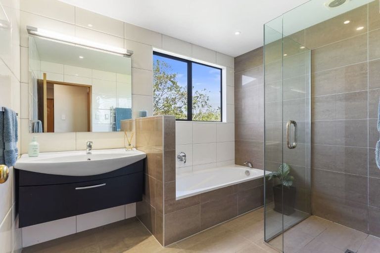 Photo of property in 257 Point View Drive, Dannemora, Auckland, 2016