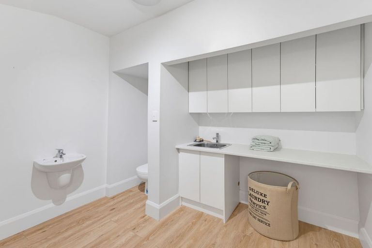 Photo of property in 40 North Parade, Richmond, Christchurch, 8013
