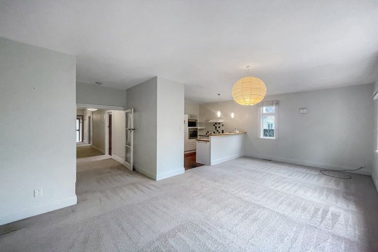 Photo of property in 25 Chamberlain Road, Karori, Wellington, 6012