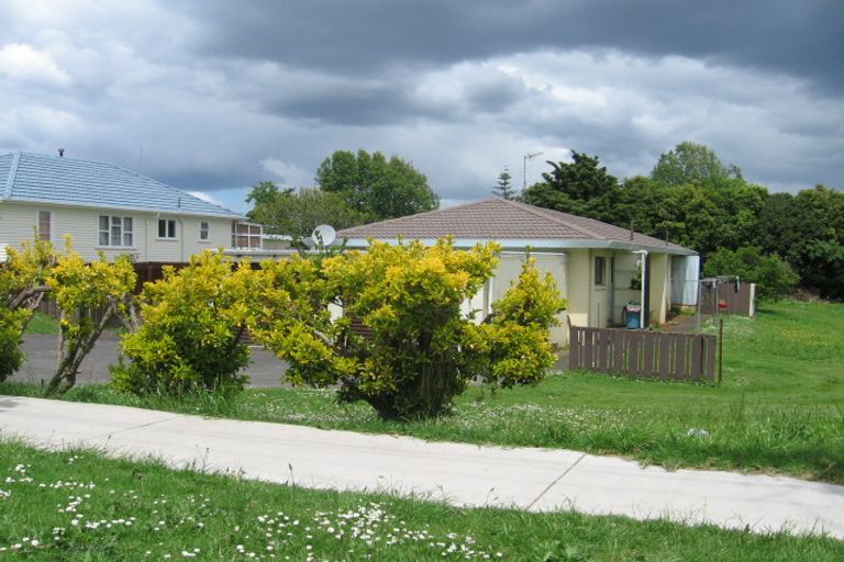 Photo of property in 1/12 Gifford Road, Papatoetoe, Auckland, 2025