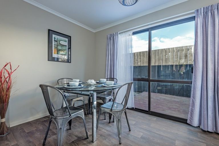 Photo of property in 34 Mcleavey Drive, Kelvin Grove, Palmerston North, 4414