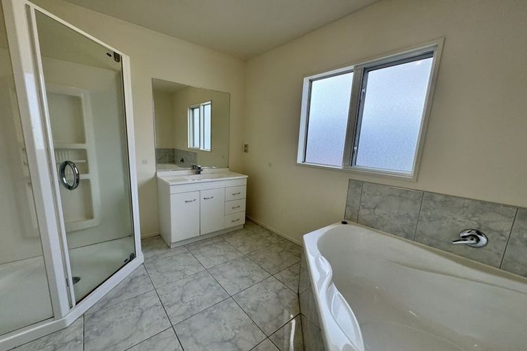 Photo of property in 36a Taylors Avenue, Bryndwr, Christchurch, 8052