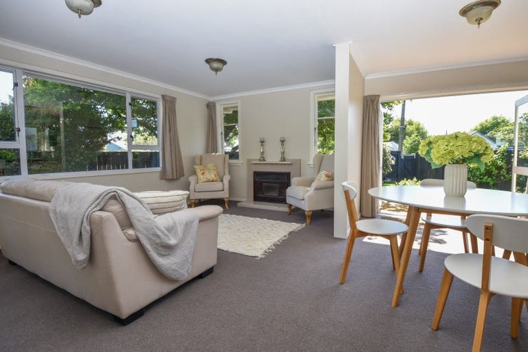 Photo of property in 89 Victoria Street, Carterton, 5713