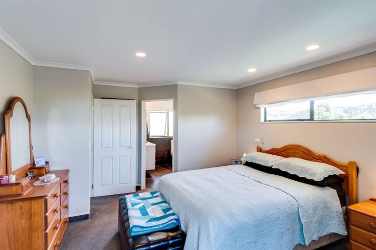 Photo of property in 85 Le Quesne Road, Bay View, Napier, 4104