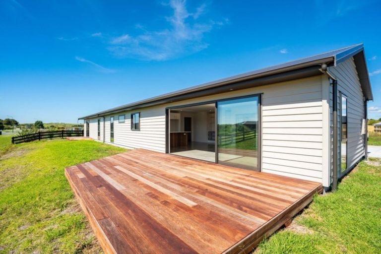 Photo of property in 16 Digby Place, Waipu, 0510