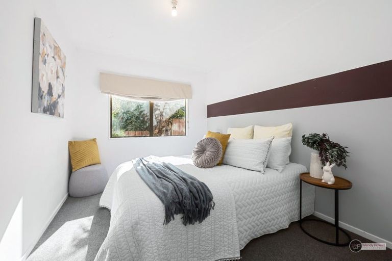 Photo of property in 22a Randwick Crescent, Moera, Lower Hutt, 5010