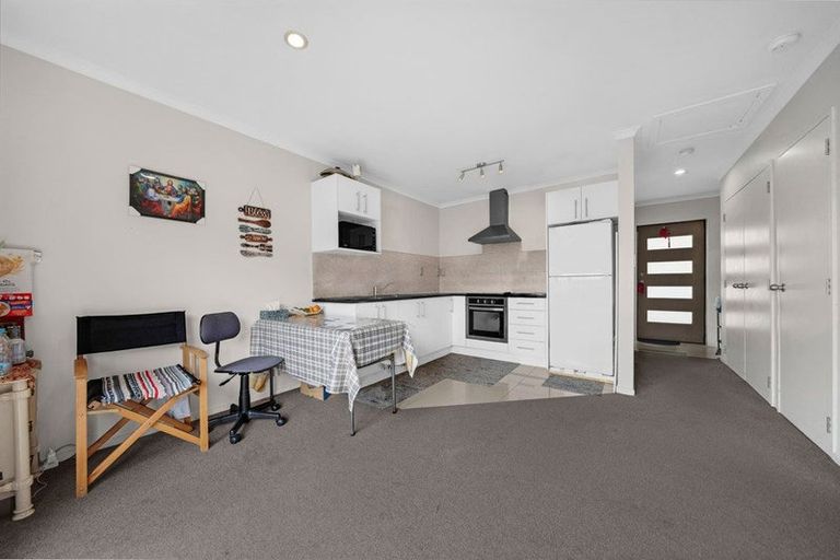 Photo of property in 56 Mili Way, Ranui, Auckland, 0612