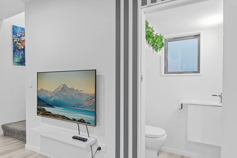 Photo of property in 3/58 Division Street, Riccarton, Christchurch, 8041