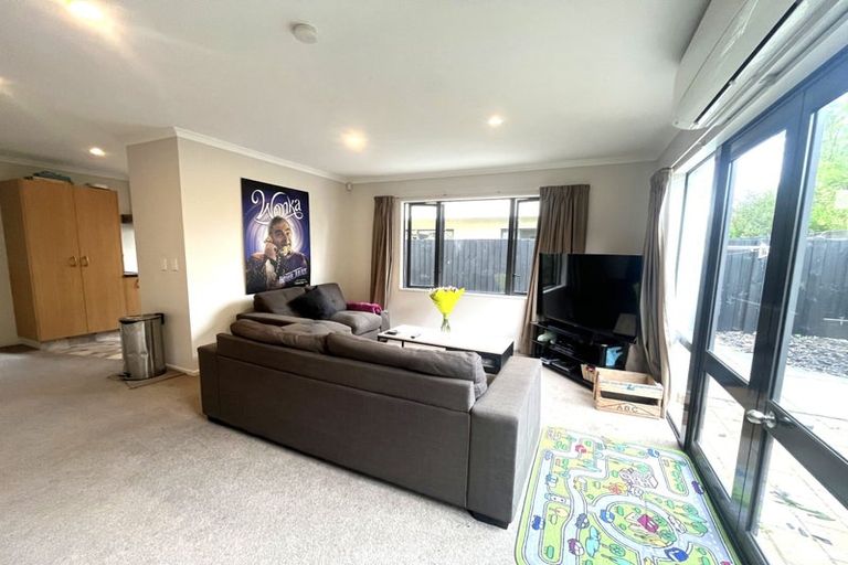 Photo of property in 4/67 Brockworth Place, Riccarton, Christchurch, 8011