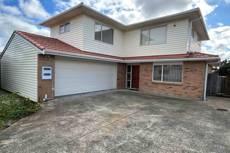 Photo of property in 2/168 Rangitoto Road, Papatoetoe, Auckland, 2025