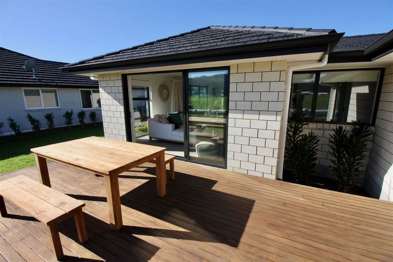Photo of property in 5 Tango Way, Whitianga, 3510