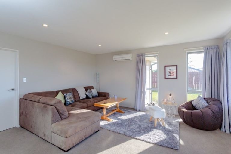 Photo of property in 1 Wheatsheaf Drive, Leeston, 7632