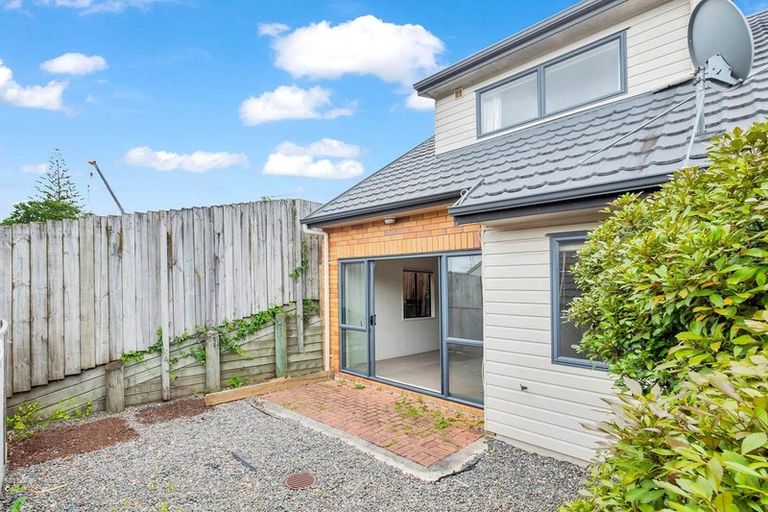 Photo of property in St Claire Village, 129/172 Mcleod Road, Te Atatu South, Auckland, 0610