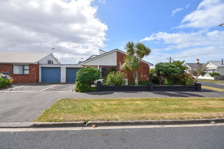 Photo of property in 61 Dalgety Street, Saint Kilda, Dunedin, 9012