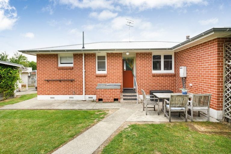 Photo of property in 5 Fairview Place, Feilding, 4702