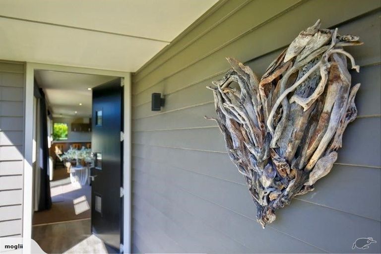 Photo of property in 9 Chandler Lane, Fernhill, Queenstown, 9300