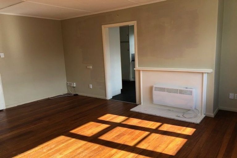 Photo of property in 577 Queen Street East, Levin, 5510