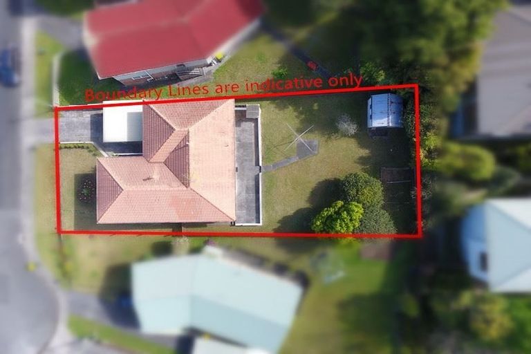 Photo of property in 14 Jonathan Place, Sunnynook, Auckland, 0620
