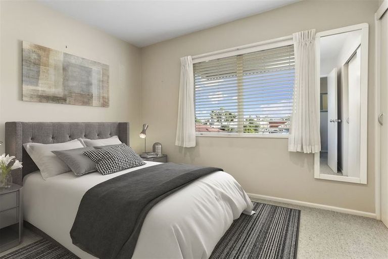 Photo of property in 1/32 Nile Road, Milford, Auckland, 0620