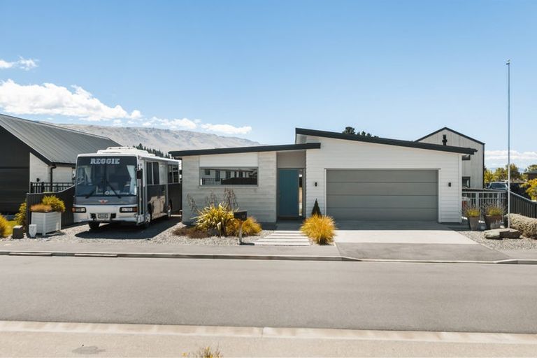 Photo of property in 17 Quigley Crescent, Cromwell, 9310