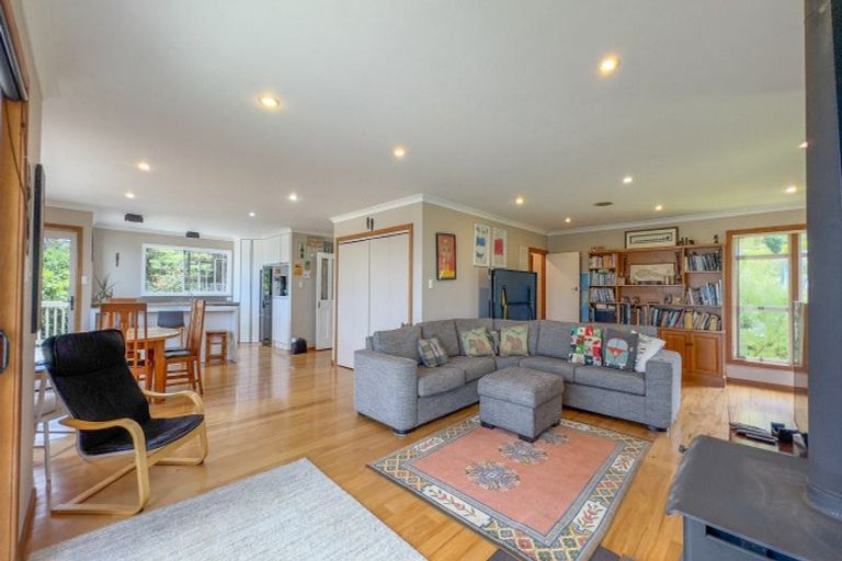 Photo of property in 15 Patui Avenue, Ngarimu Bay, Thames, 3575