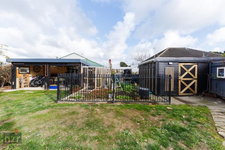 Photo of property in 19 Wellesley Street, Feilding, 4702
