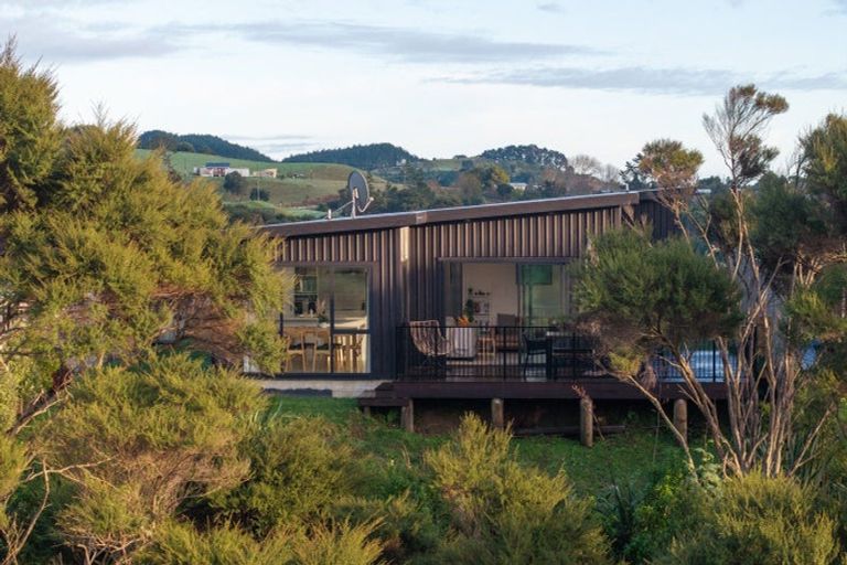 Photo of property in 6 Hapuapua Street, Raglan, 3225