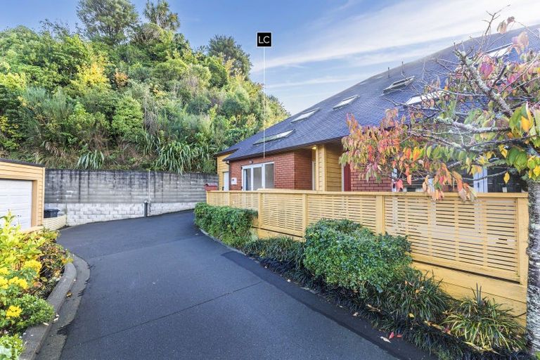 Photo of property in 12 Futuna Close, Karori, Wellington, 6012