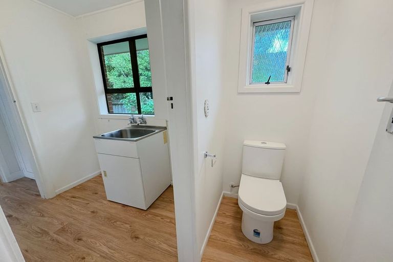 Photo of property in 16 Manor Place, Bryndwr, Christchurch, 8053