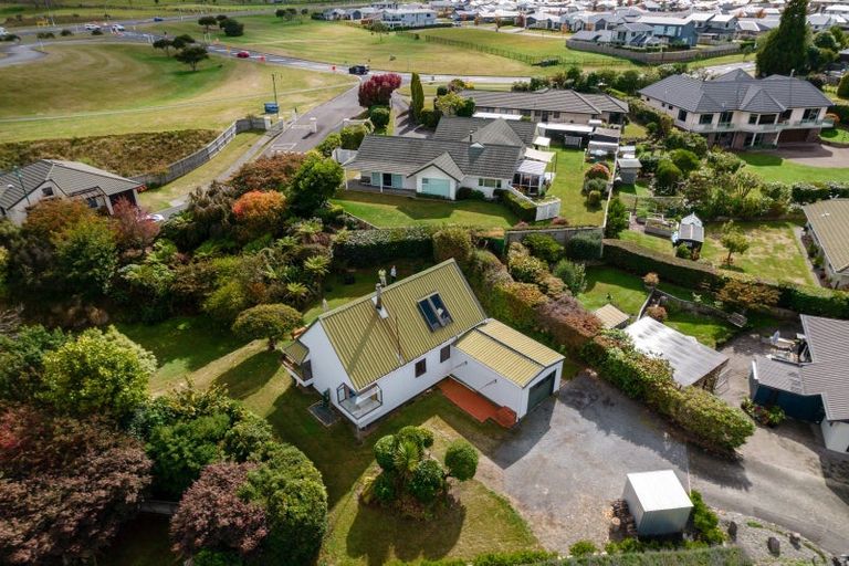 Photo of property in 11 Kahurangi Drive, Rangatira Park, Taupo, 3330