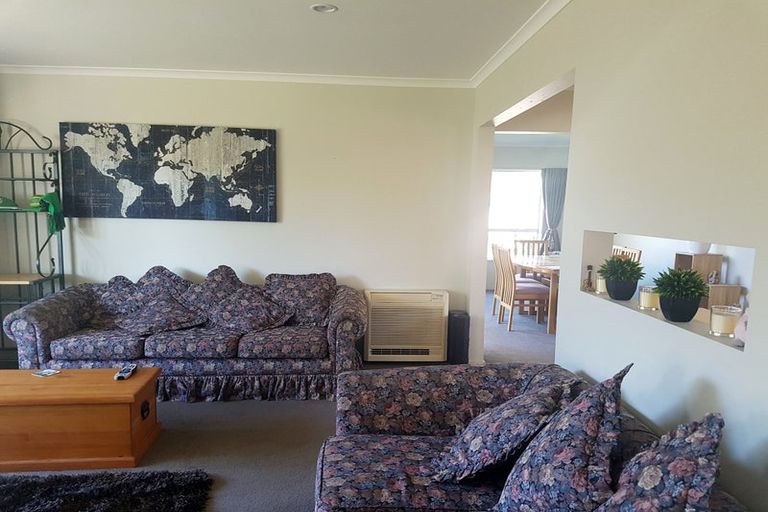 Photo of property in 37 Sabys Road, Halswell, Christchurch, 8025