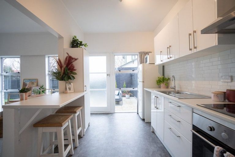 Photo of property in 10a Sydney Street, Palmerston North, 4414