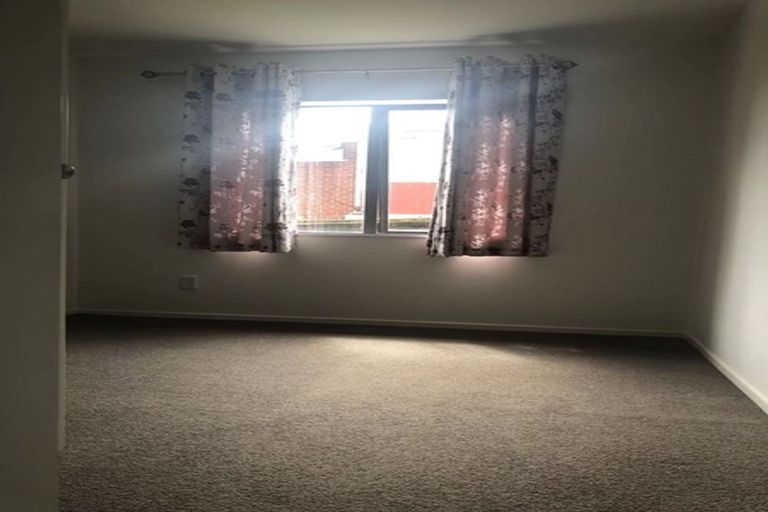 Photo of property in 1/44 Miro Street, New Lynn, Auckland, 0600