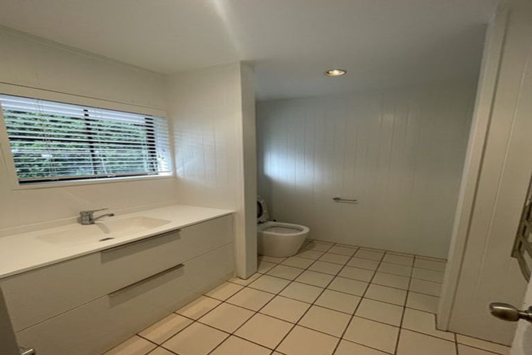 Photo of property in 7 Melissa Place, Burnside, Christchurch, 8042