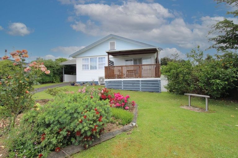 Photo of property in 2 Davidson Crescent, Pahiatua, 4910