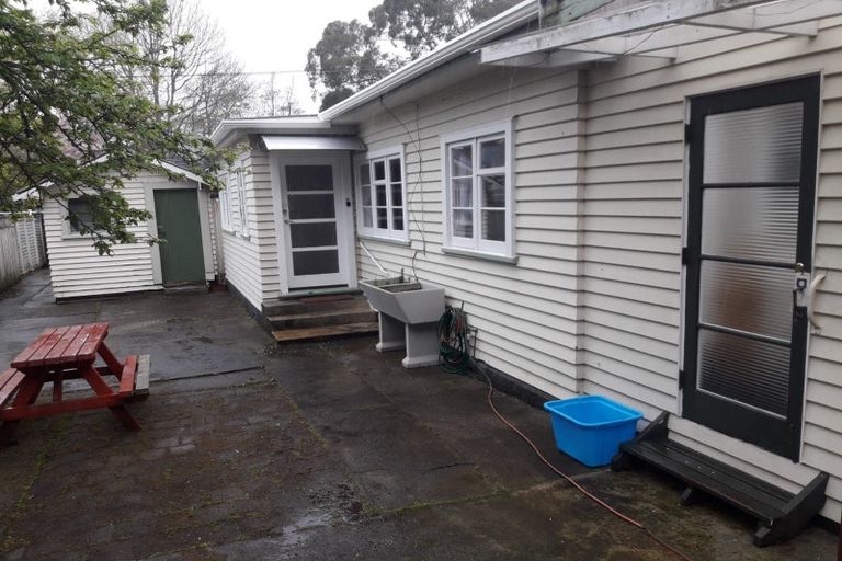 Photo of property in 1/12 Norfolk, Belmont, Lower Hutt, 5010