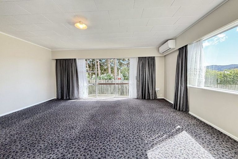 Photo of property in 3/12 Fraser Street, Wainuiomata, Lower Hutt, 5014