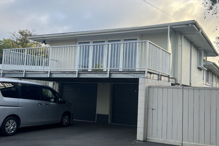 Photo of property in 1/14a Garreg Road, Fendalton, Christchurch, 8052