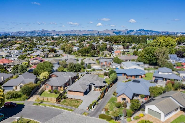 Photo of property in 9 Cayman Close, Shirley, Christchurch, 8052