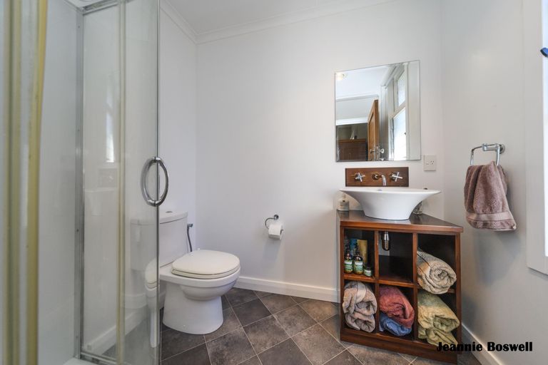 Photo of property in 122 Linton Street, West End, Palmerston North, 4410