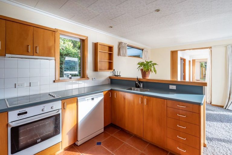 Photo of property in 10 Ivanhoe Road, The Cove, Dunedin, 9077
