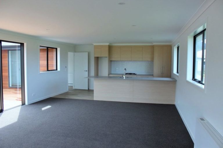 Photo of property in 5 Red Deer Place, Te Anau, 9600