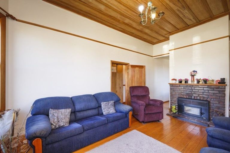 Photo of property in 17 Douglas Street, West End, Palmerston North, 4412