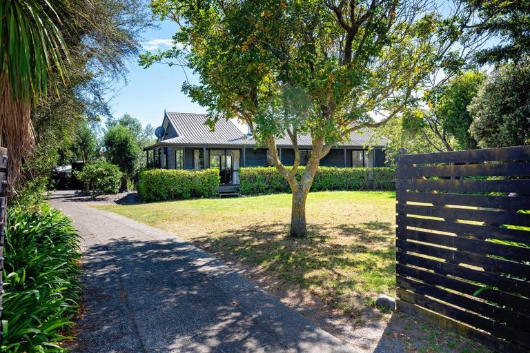 Photo of property in 9 Redwood Place, Te Awanga, 4102